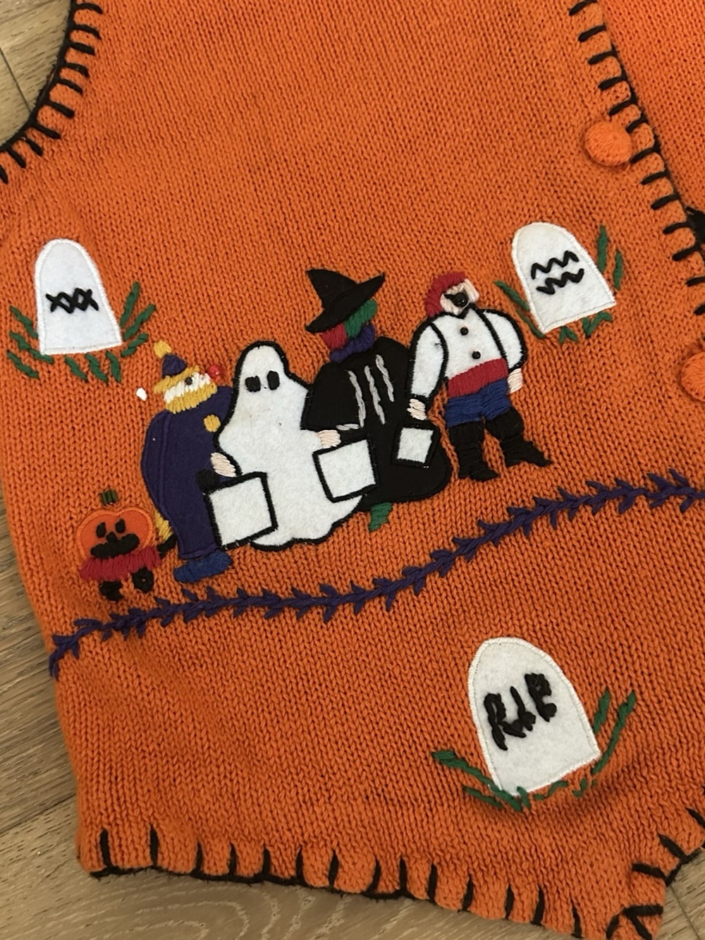 Vintage Victoria Jones Halloween Sweater Vest Large Orange Haunted House - Picture 3 of 5